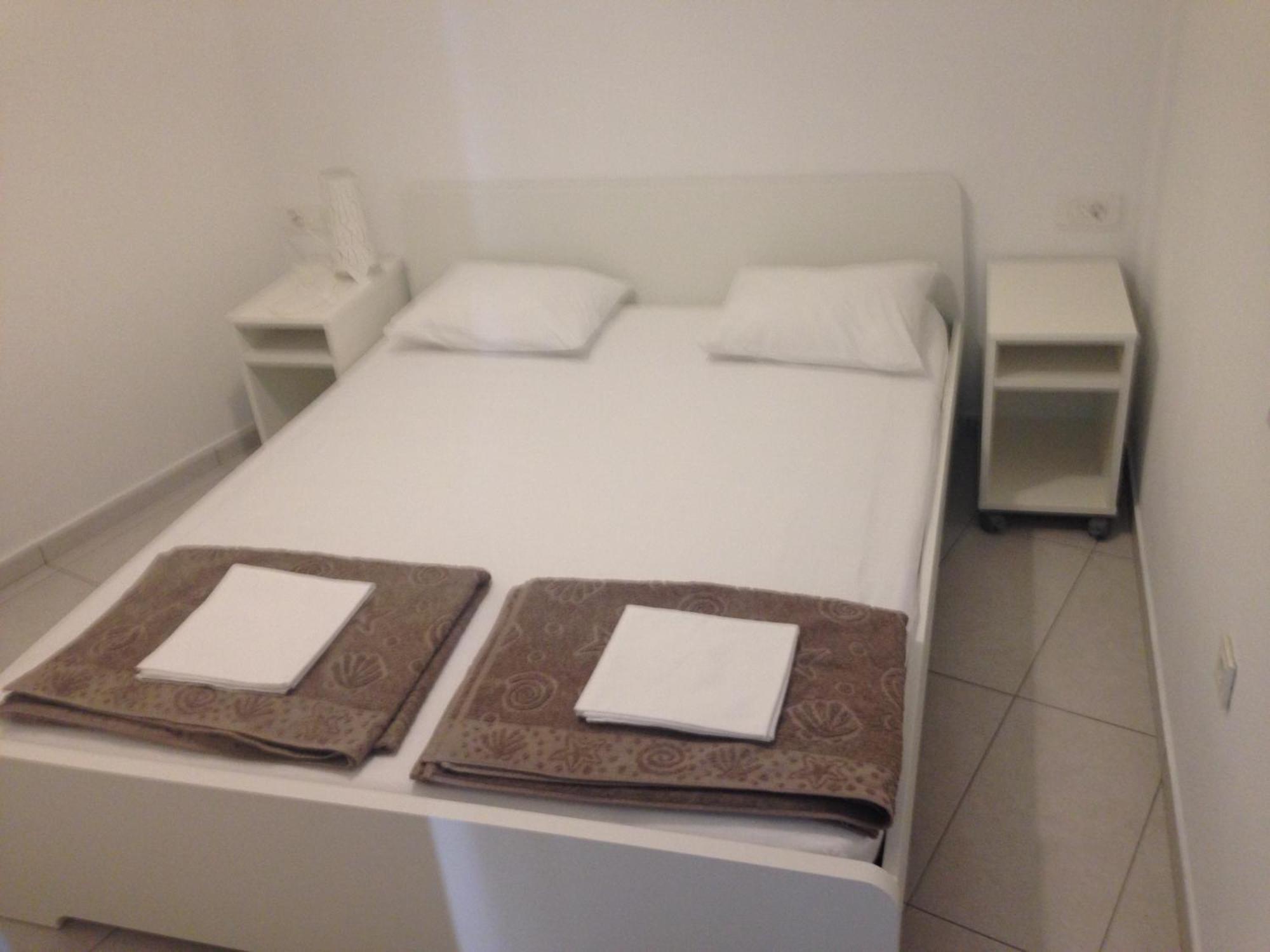Apartment Neka Primosten